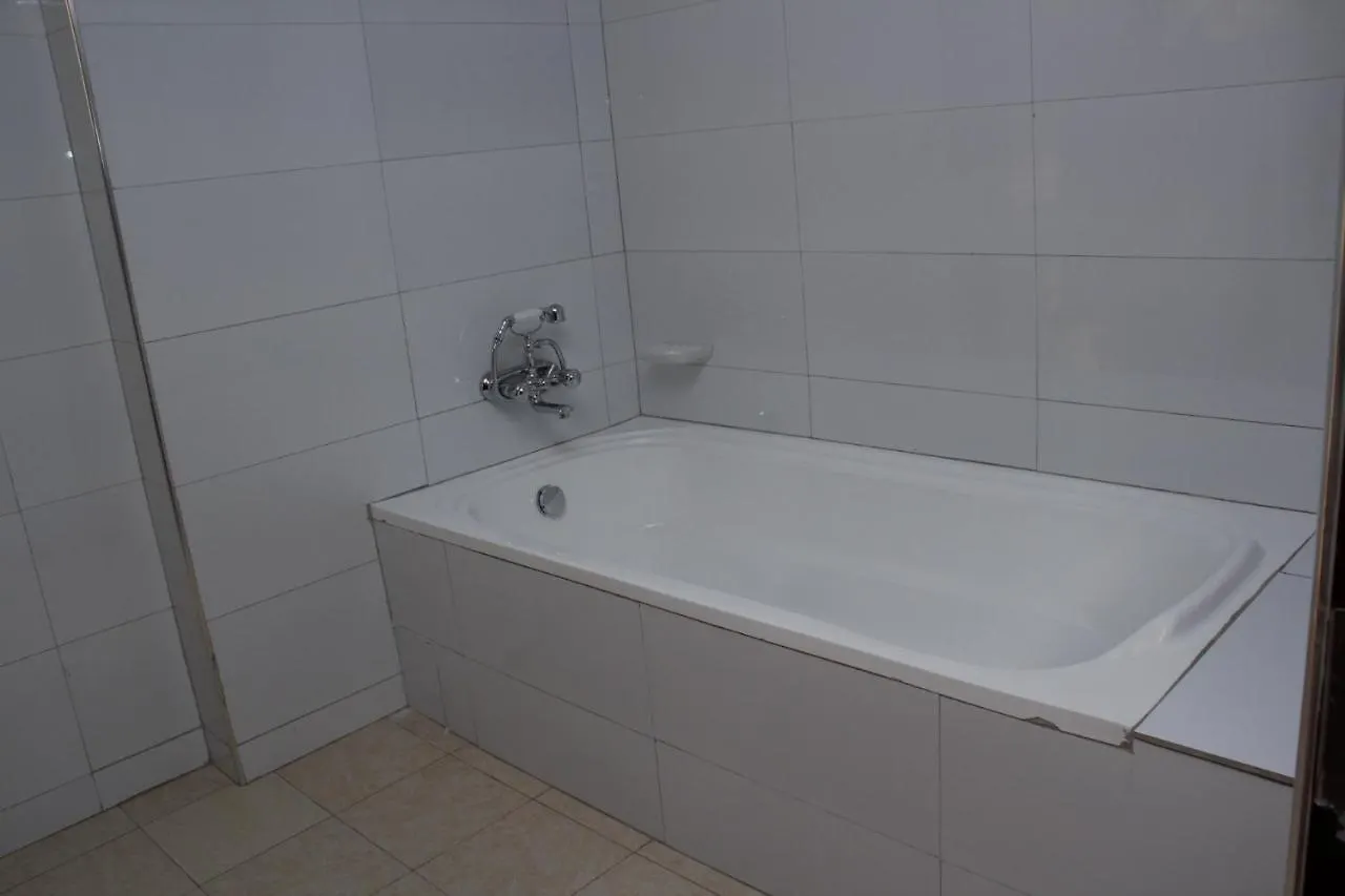 Kenlon Hotel Kampala 3*,  Uganda
