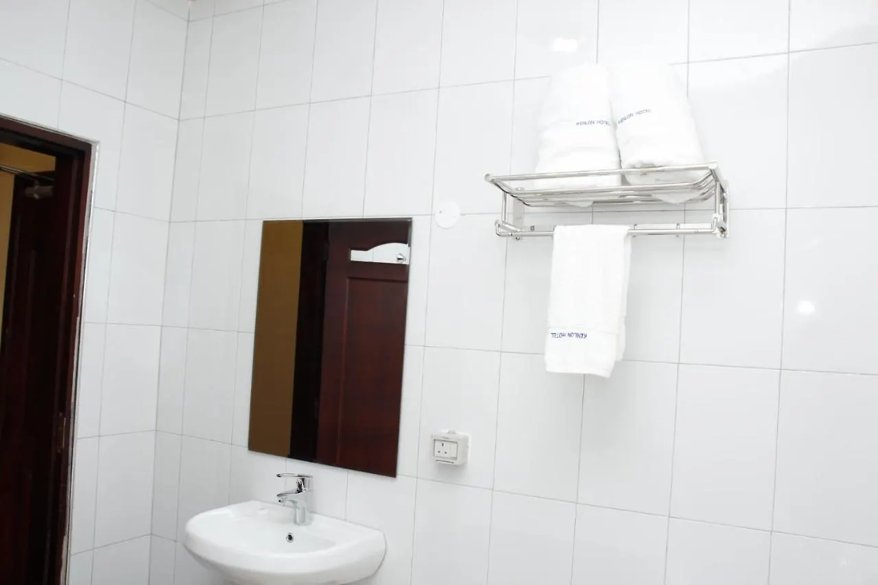 Kenlon Hotel Kampala
