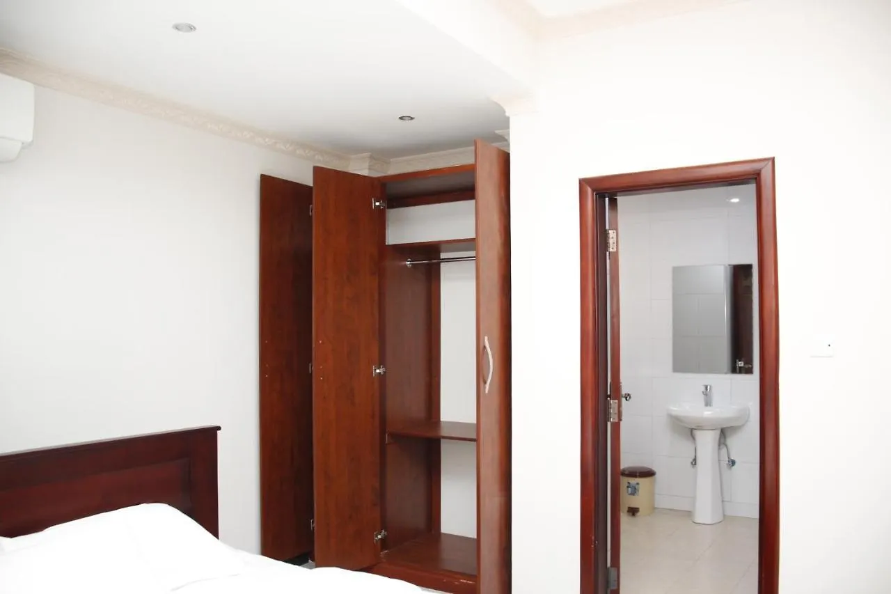Kenlon Hotel Kampala 3*,  Uganda